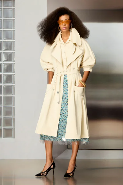 Look 15